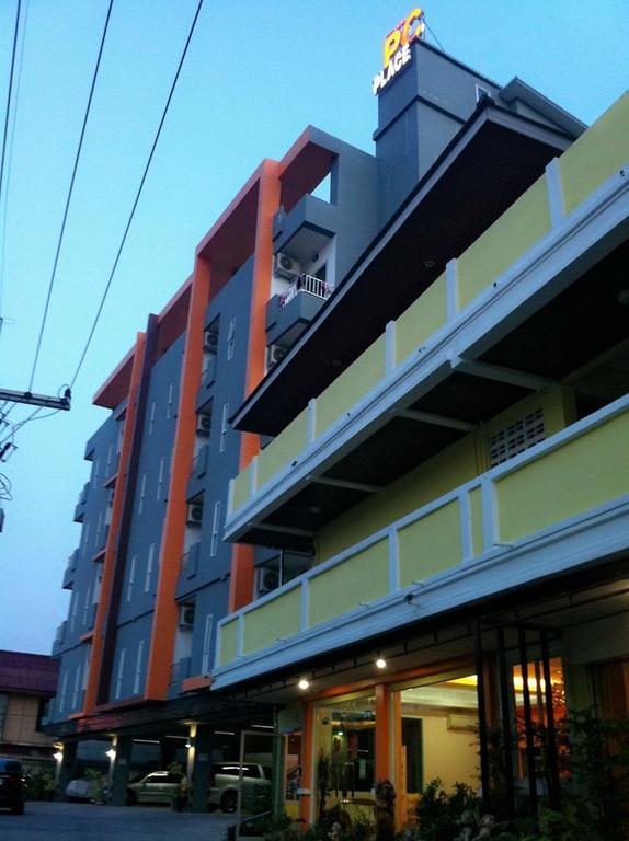 Pc Place Pattaya Eksteriør billede